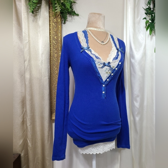 ♡ Y2K ♡ Hollister Bright Blue Henley Button Front Long Sleeve - Picture 4 of 10